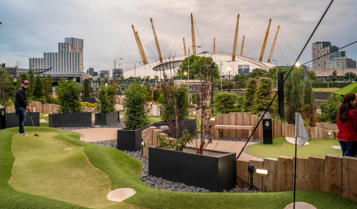 Crazy Putt adventure golf Greenwich Peninsula